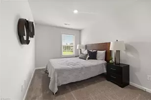 1729 University Dr, Burlington, NC 27215 - Photo 9