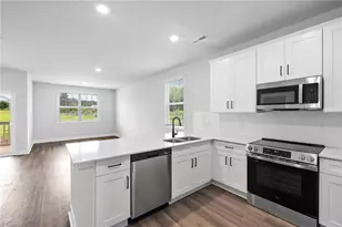 1729 University Dr, Burlington, NC 27215 - Photo 27