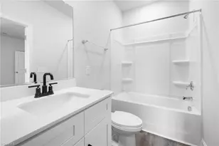 1729 University Dr, Burlington, NC 27215 - Photo 23