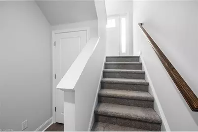 1729 University Drive #D1, Burlington, NC 27215 - Photo 5