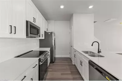 1096 University Drive #C1, Burlington, NC 27215 - Photo 3