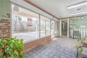 1020 Alamo Dr, Walnut Cove, NC 27052 - Photo 5