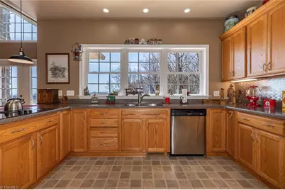 181 Abbey Road, McGrady, NC 28649 - Photo 19