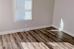 3104 Summit Ave, Greensboro, NC 27405 - Photo 3