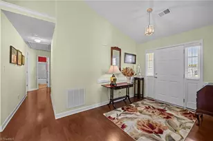 2424 Cambridge Rd, Burlington, NC 27215 - Photo 5