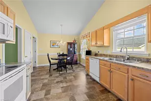 2424 Cambridge Rd, Burlington, NC 27215 - Photo 35