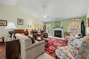 2424 Cambridge Rd, Burlington, NC 27215 - Photo 11