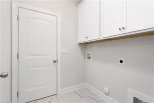 1053 Beechcraft Dr, Mebane, NC 27302 - Photo 21