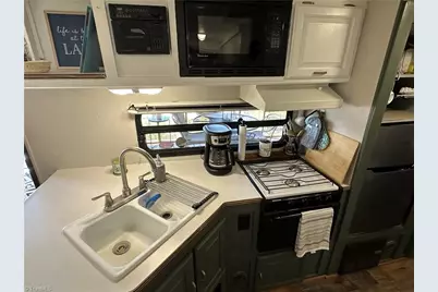 108 Robin Lane, New London, NC 28127 - Photo 9