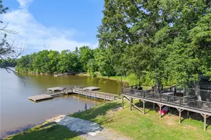 257 Boat Club Ln, Salisbury, NC 28146 - Photo 11