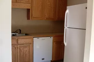 1002 Statesville Rd, North Wilkesboro, NC 28659 - Photo 3