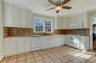 612 Parkway Blvd, Reidsville, NC 27320 - Photo 5