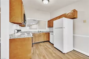 39 Mansfield Cir, Greensboro, NC 27455 - Photo 37