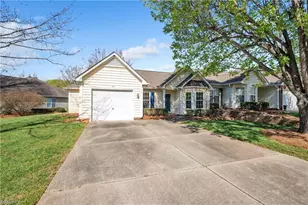 39 Mansfield Cir, Greensboro, NC 27455 - Photo 3