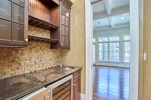 540 N Stratford Rd, Winston-Salem, NC 27104 - Photo 9