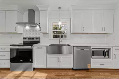 212 W Cornwallis Drive, Greensboro, NC 27408 - Photo 15