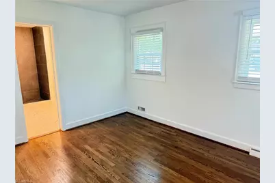 212 W Cornwallis Drive, Greensboro, NC 27408 - Photo 19