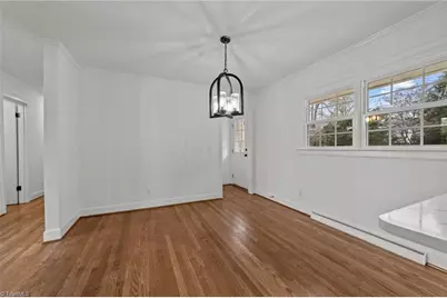 212 W Cornwallis Drive, Greensboro, NC 27408 - Photo 9