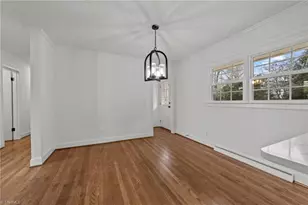 212 W Cornwallis Dr, Greensboro, NC 27408 - Photo 9