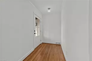 212 W Cornwallis Dr, Greensboro, NC 27408 - Photo 7