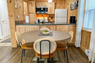 103 Mid Holiday Ln, Beech Mountain, NC 28604 - Photo 3