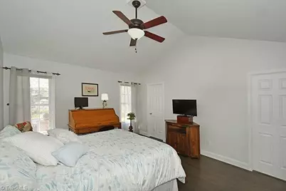 623 Roxboro Drive, Mount Gilead, NC 27306 - Photo 15