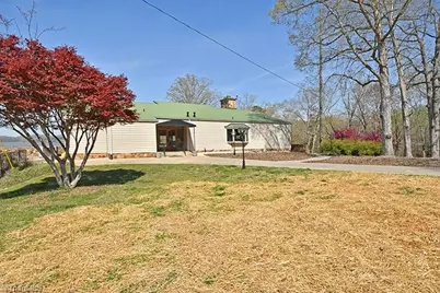 623 Roxboro Drive, Mount Gilead, NC 27306 - Photo 31