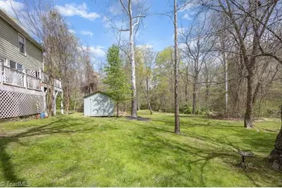 2009 Kildare Woods Drive, Greensboro, NC 27407 - Photo 29