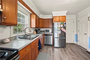 5109 Fleetwood Cir, Winston-Salem, NC 27106 - Photo 15