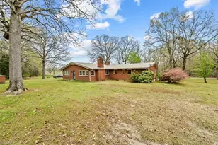 4018 Moon Lindley Rd, Snow Camp, NC 27349 - Photo 5