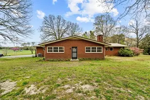 4018 Moon Lindley Rd, Snow Camp, NC 27349 - Photo 3