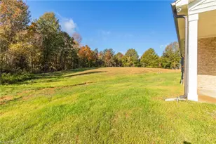 3600 Townland Cir, Clemmons, NC 27012 - Photo 17