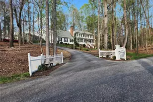 305 Old Farms Rd, Wilkesboro, NC 28697 - Photo 3