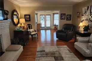 305 Old Farms Rd, Wilkesboro, NC 28697 - Photo 9