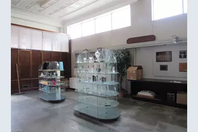 702-704 Davis Street, Burlington, NC 27215 - Photo 3