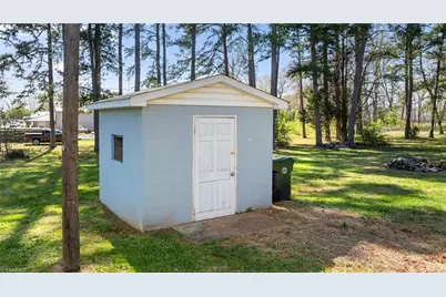 224 Dixon Street, Lexington, NC 27292 - Photo 7