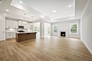 1075 Fairhaven Dr, Mebane, NC 27302 - Photo 11