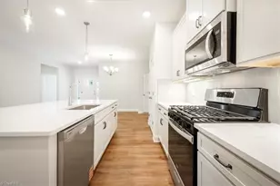 4106 Stallion St, High Point, NC 27262 - Photo 9