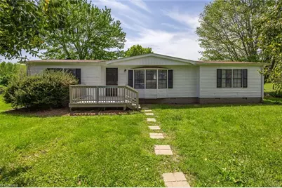 122 Clebourne Lane, Reidsville, NC 27320 - Photo 1