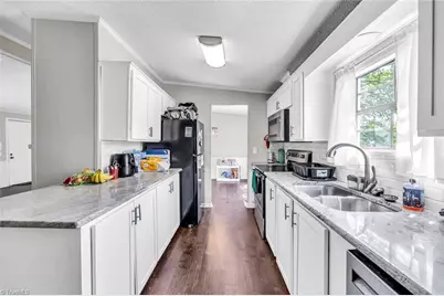 122 Clebourne Lane, Reidsville, NC 27320 - Photo 15