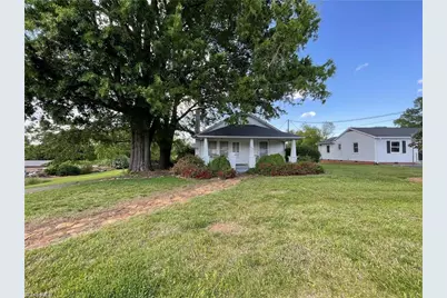 313 E King Street, King, NC 27021 - Photo 5