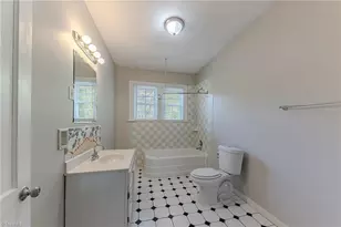 122 Rosedale Cir, Winston-Salem, NC 27106 - Photo 17