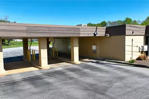 211 Elkin Hwy, North Wilkesboro, NC 28659 - Photo 5