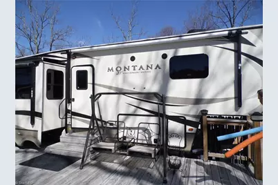 184 Club House Drive, Ennice, NC 28623 - Photo 3