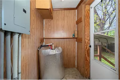 725 S Beaumont Avenue, Burlington, NC 27217 - Photo 21