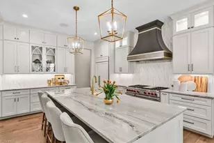 905 Brookside Dr, Greensboro, NC 27408 - Photo 13