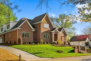 905 Brookside Dr, Greensboro, NC 27408 - Photo 5