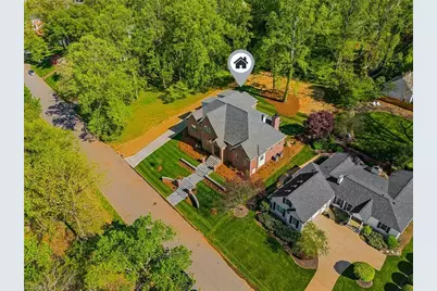 905 Brookside Drive, Greensboro, NC 27408 - Photo 47