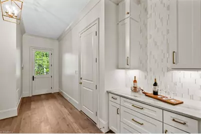 905 Brookside Drive, Greensboro, NC 27408 - Photo 29