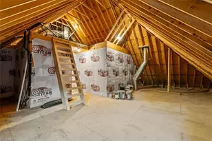 905 Brookside Dr, Greensboro, NC 27408 - Photo 43